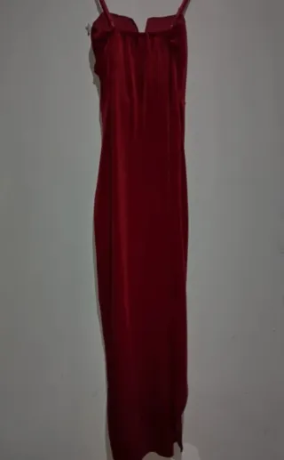 Vestito rosso elegante in velluto
