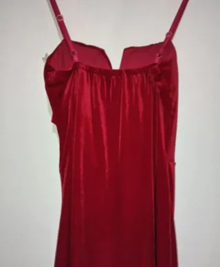 Vestito rosso elegante in velluto