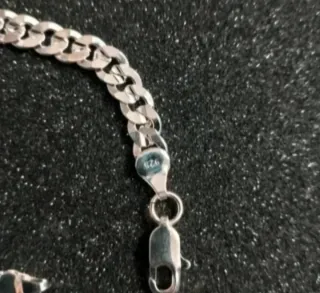 Bracciale in argento nuovo