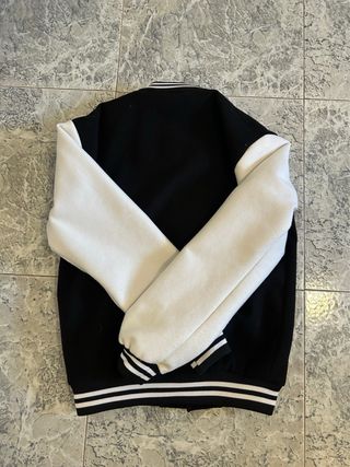 Chaqueta Bomber M Negra Mangas Blancas
