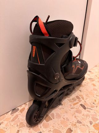 Patines en línea Oxelo negros y naranjas