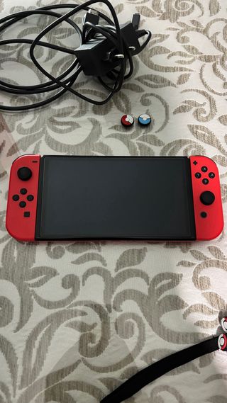 Nintendo Switch OLED Version Mario + mando