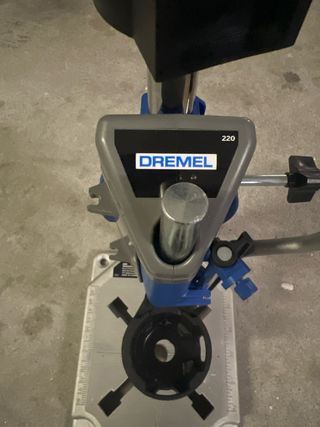 Estación de trabajo Dremel 220