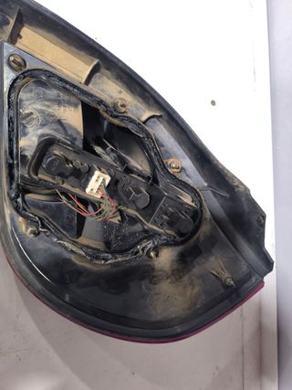 Piloto Izquierdo Nissan Almera