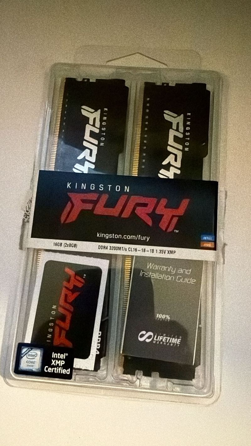 Kingston FURY DDR4 16GB (2x8GB) 3200MHz