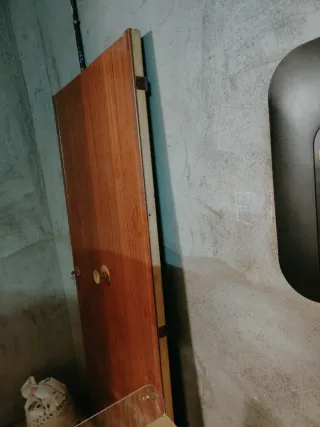 Puerta madera entrada vivienda