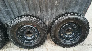 Llantas y Neumáticos MT (Mud Terrain)