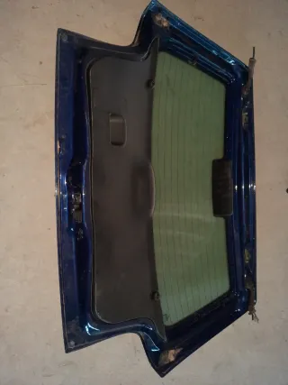 Portón VW Polo 97 Azul