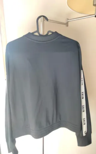 Chaqueta Nike niña Talla XL (155-166cm).