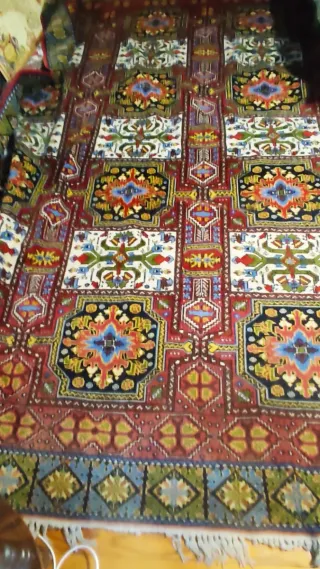 Alfombra de lana multicolor