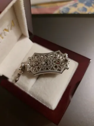 Grande Colgante y pendientes granate Mozambique