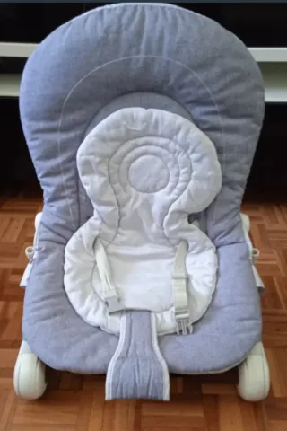 Coche Gemelar + 1 trona + 2 hamacas