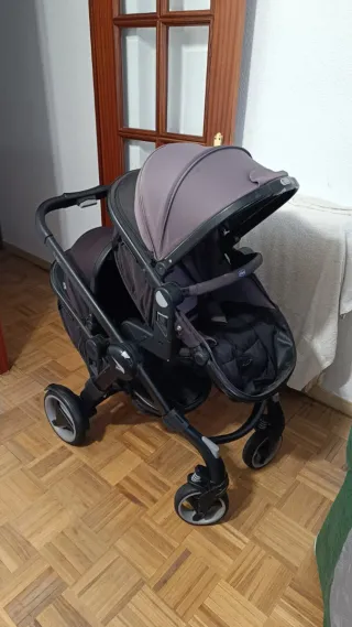 Coche Gemelar + 1 trona + 2 hamacas