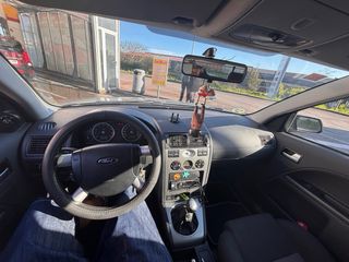 Ford Mondeo 2004