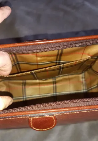 Beauty case in pelle marrone