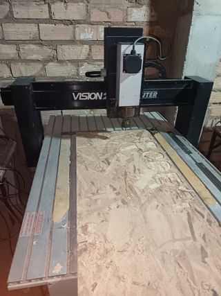 Fresadora CNC VISION 2424