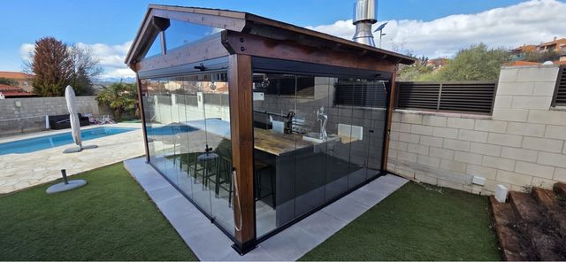 Porche de jardín de madera y cristal
