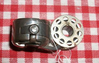 Canillero Máquina Coser Antigua Happy