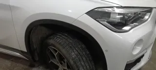 Aletín delantero derecho BMW X1