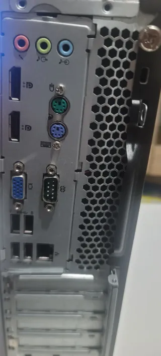 Torre PC Lenovo i5-6500