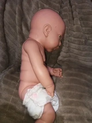Muñeca realista bebé