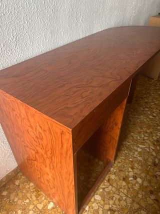 Scrivania in legno senza cassetti o con