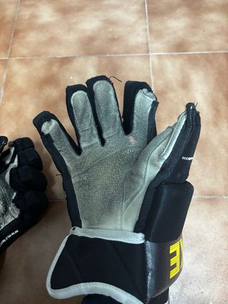Guantes de Hockey STRIKE