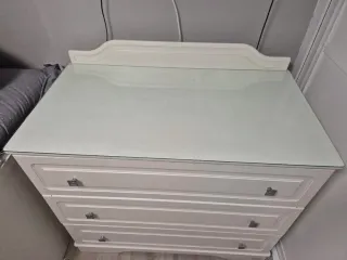 Cómoda 3 cajones madera y cristal