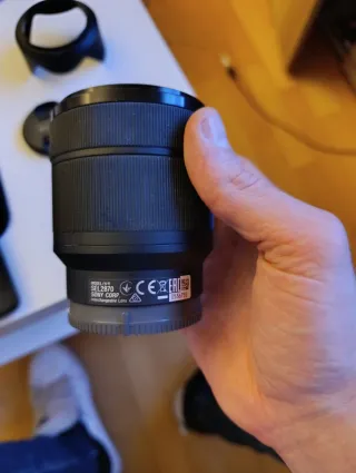 Objetivo Sony FE 3.5-5.6/28-70 OSS