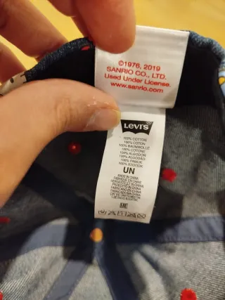 Conjunto Sudadera + Gorra Levi's X Hello Kitty