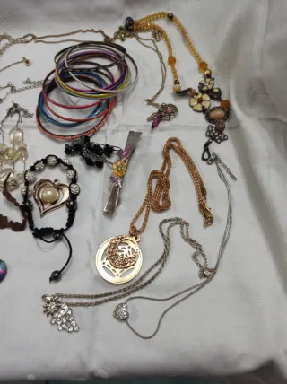 Lotto bigiotteria donna