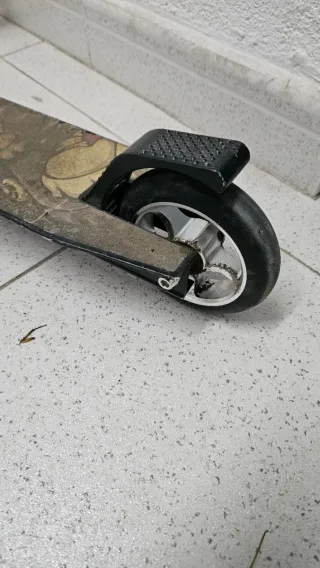 Patinete infantil negro