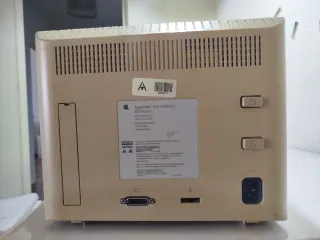 Macintosh IIsi + Monitor Apple + Cubierta monitor