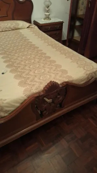 Estructura de cama de madera