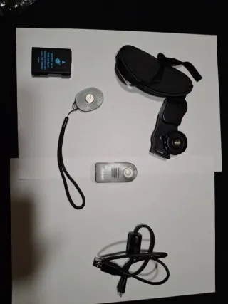 Kit Nikon D3200 + Objetivo Tamron + Extras