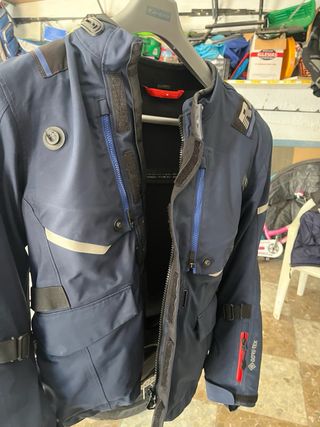 Chaqueta BMW Negra y Beige