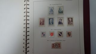 FRANCIA ALBUM 1944/1965** 800 SELLOS