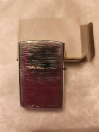 Accendino Zippo Lucky Strike