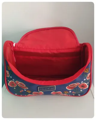 NECESER/BOLSA ASEO FRIDA KAHLO
