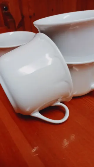Juego 4 Tazas Porcelana Blancas