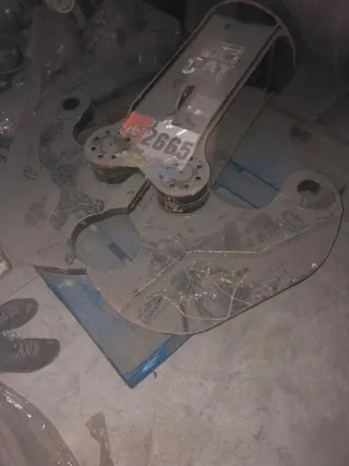 Pinza de demolición CAT 2665