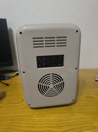 Mini nevera portátil