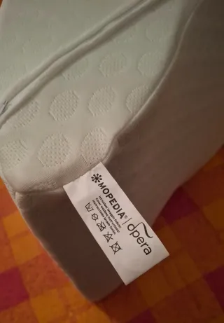 Cuscino per leggere o guardare la TV