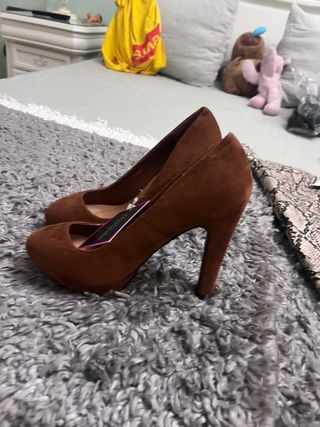 OFERTA !! Conjunto de ropa y zapatos