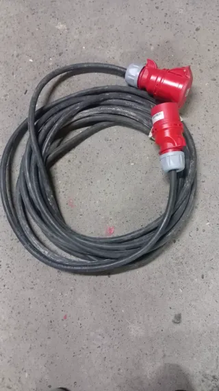 Cable alargador trifásico