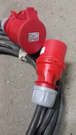 Cable alargador trifásico