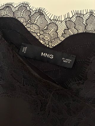 Top negra con encaje Nuevo Mango