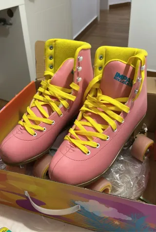 Patines Rosas y Amarillos