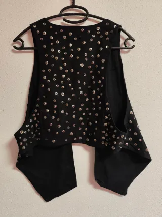 Chaleco de chica talla L de Zara.