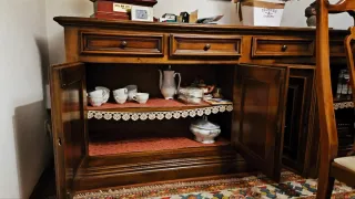 Aparador de madera maciza